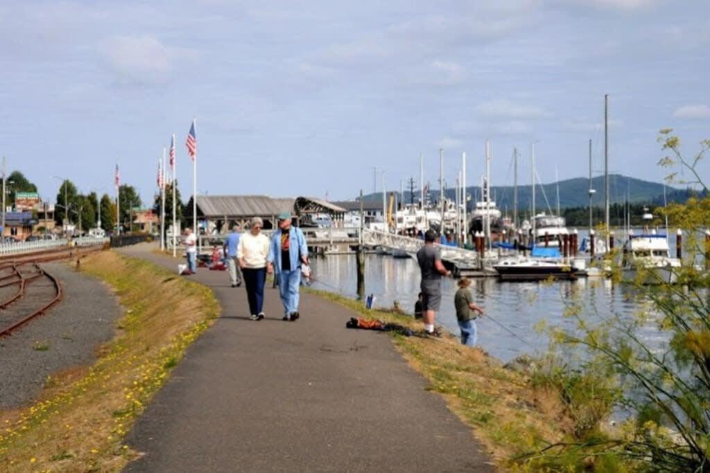 #Stayinmydistrict Historic Apartment Near Downtown Coos Bay Exteriér fotografie